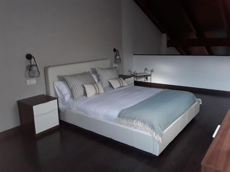 Apartmán Duplex De Montana En Campo De Golf Sojuela Exteriér fotografie