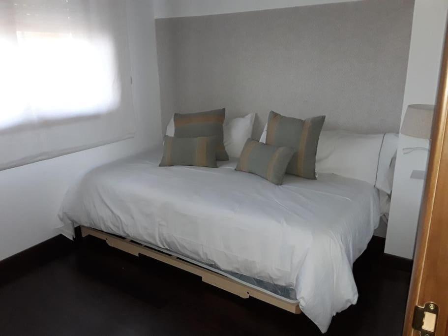 Apartmán Duplex De Montana En Campo De Golf Sojuela Exteriér fotografie